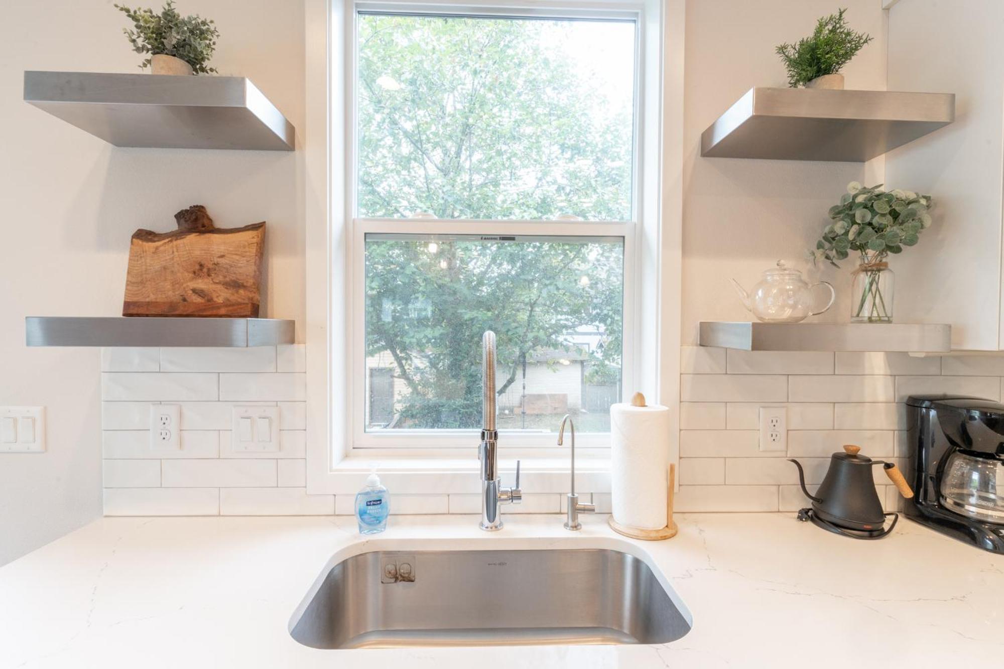 Comfy Family Home, Walkable Neighborhood + Patio! Portland Exterior foto